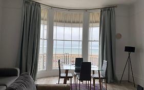 Period Sea View Flat In Hastings